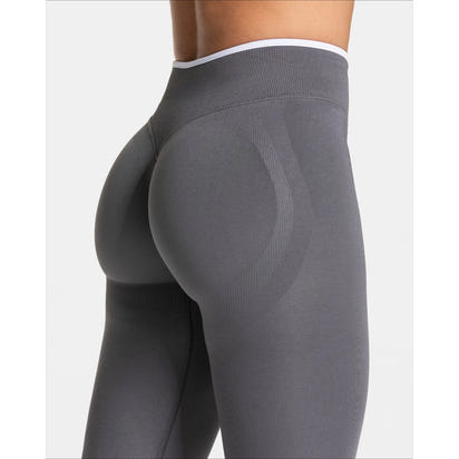 Sculpt & Smooth High-Waist Sports Pants™
